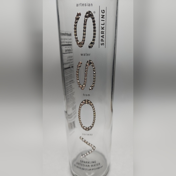Voss Water Bling Rhinestone Bottle one-of-a-kind Zodiac crystals - Picture 5 of 10